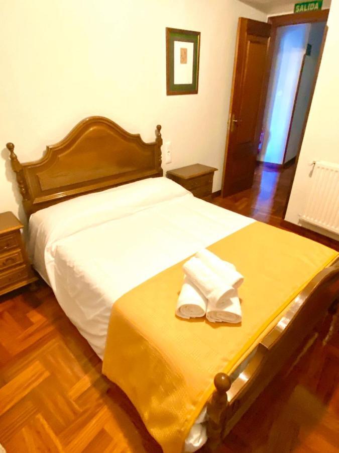 Hostal Cristina 에스텔라 외부 사진